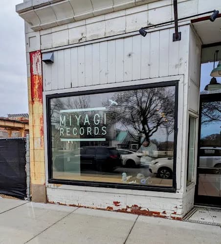 Miyagi Records storefront