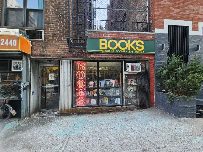 Mercer Street Books & Records storefront