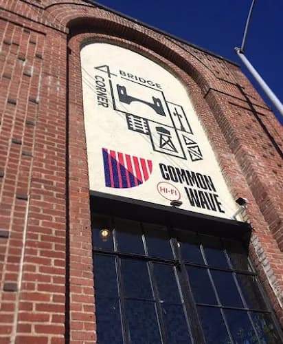 Common Wave HiFi storefront