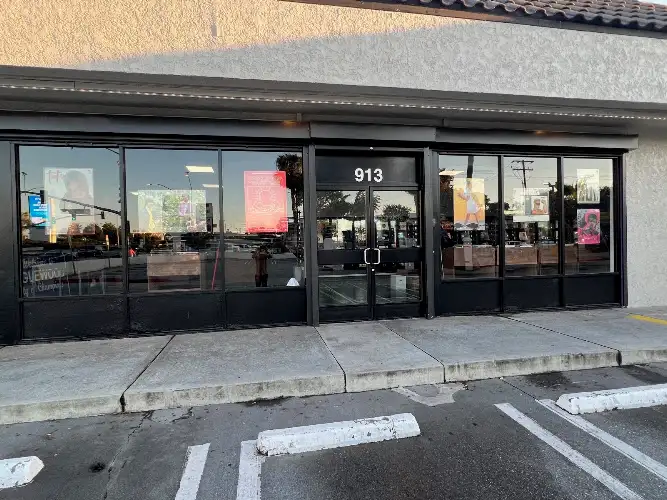 R&G Records storefront