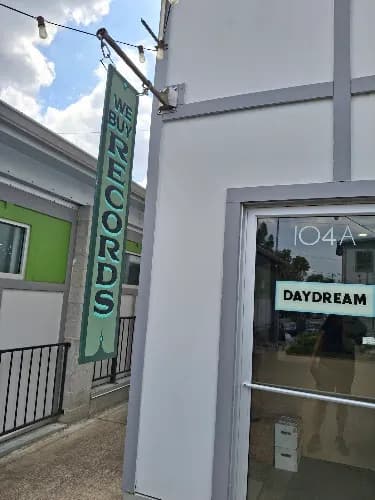 Daydream Records storefront