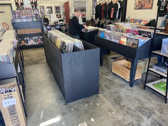Rock-A-Rolla Records storefront