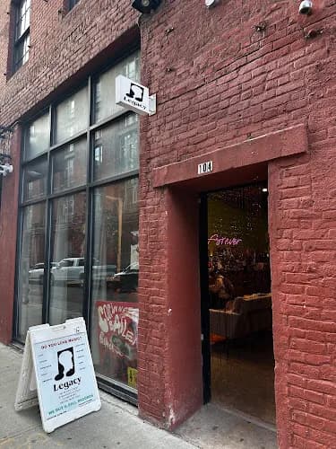 Legacy (Dumbo) storefront